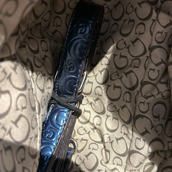 Blue Leather GUESS boho style bag with additional shoulder strap - Picture 5 of 6